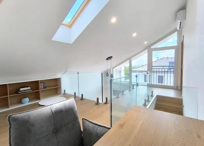 Blackbird Boutique *